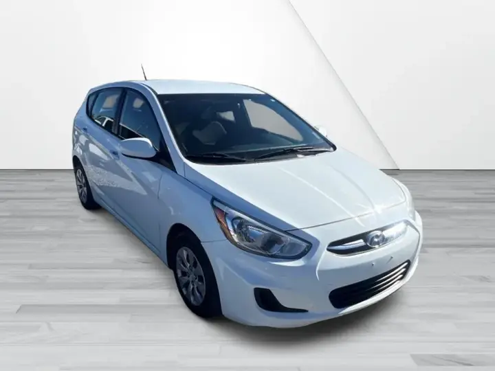 Hyundai Accent 2016 photo 2