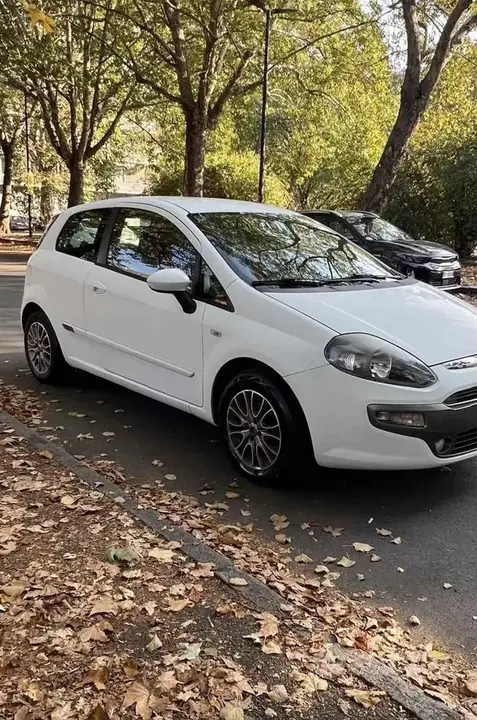 Fiat Punto Evo 2010 photo 4