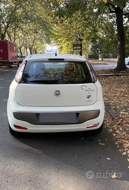 Fiat Punto Evo 2010 photo 2