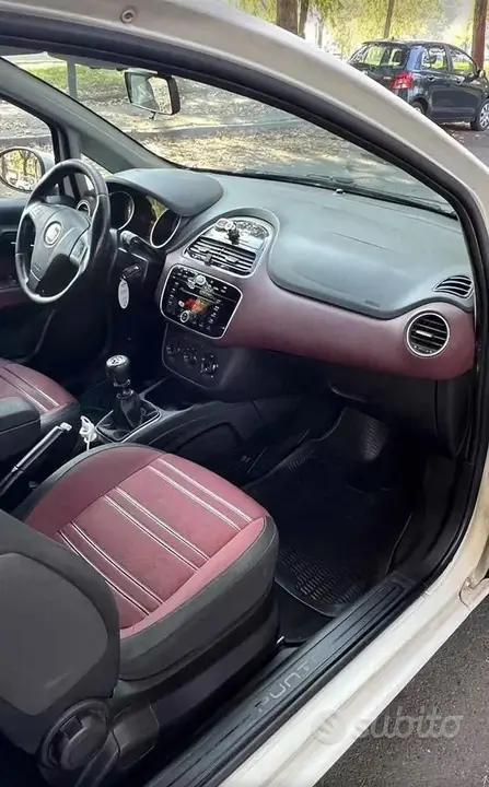 Fiat Punto Evo 2010 photo 5