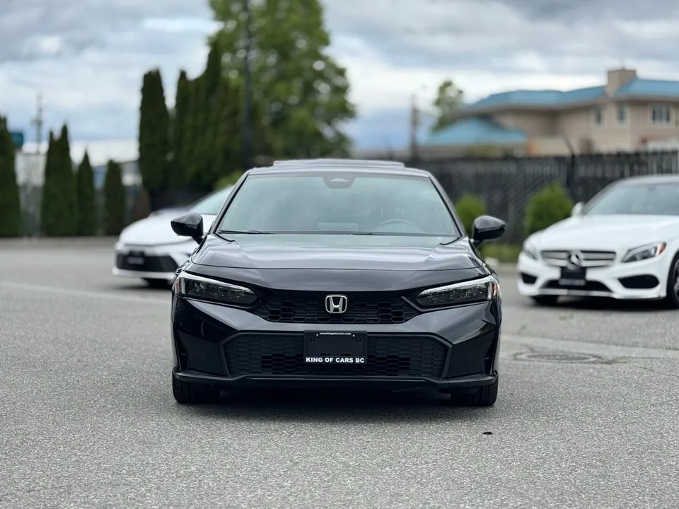Honda Civic 2026 photo 2