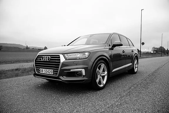 Audi Q7 2018 photo 3