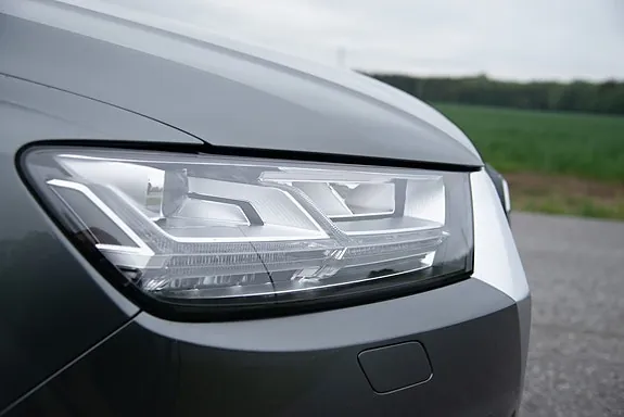 Audi Q7 2018 photo 5
