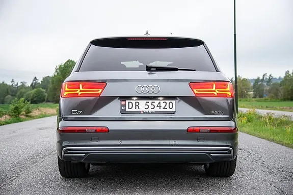 Audi Q7 2018 photo 4
