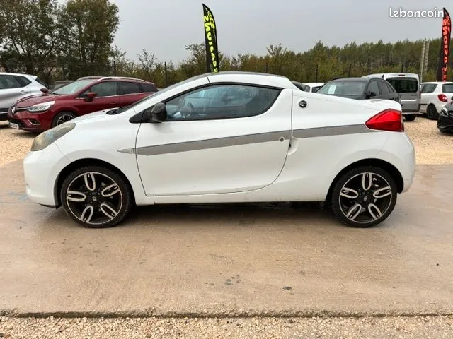 Renault Wind 2011 photo 2