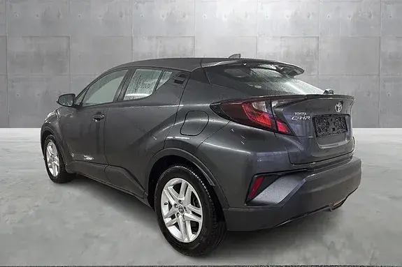 Toyota C-Hr 2023 photo 2