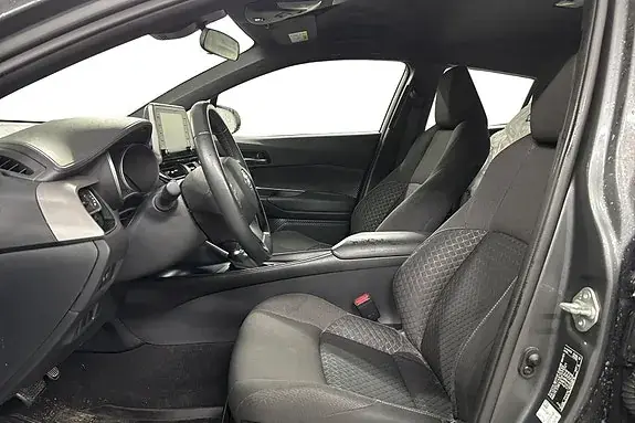 Toyota C-Hr 2023 photo 3