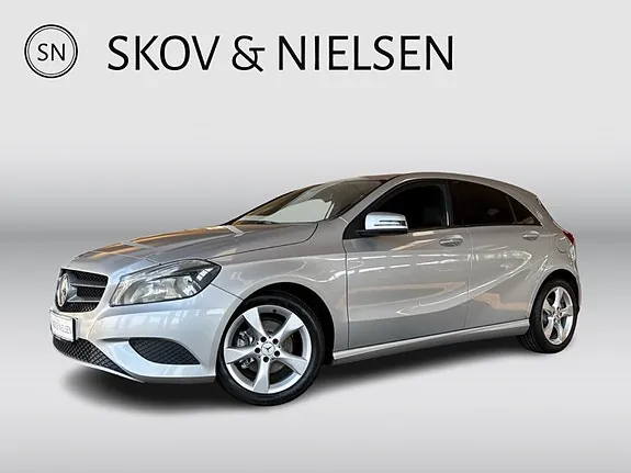 Mercedes-Benz A200