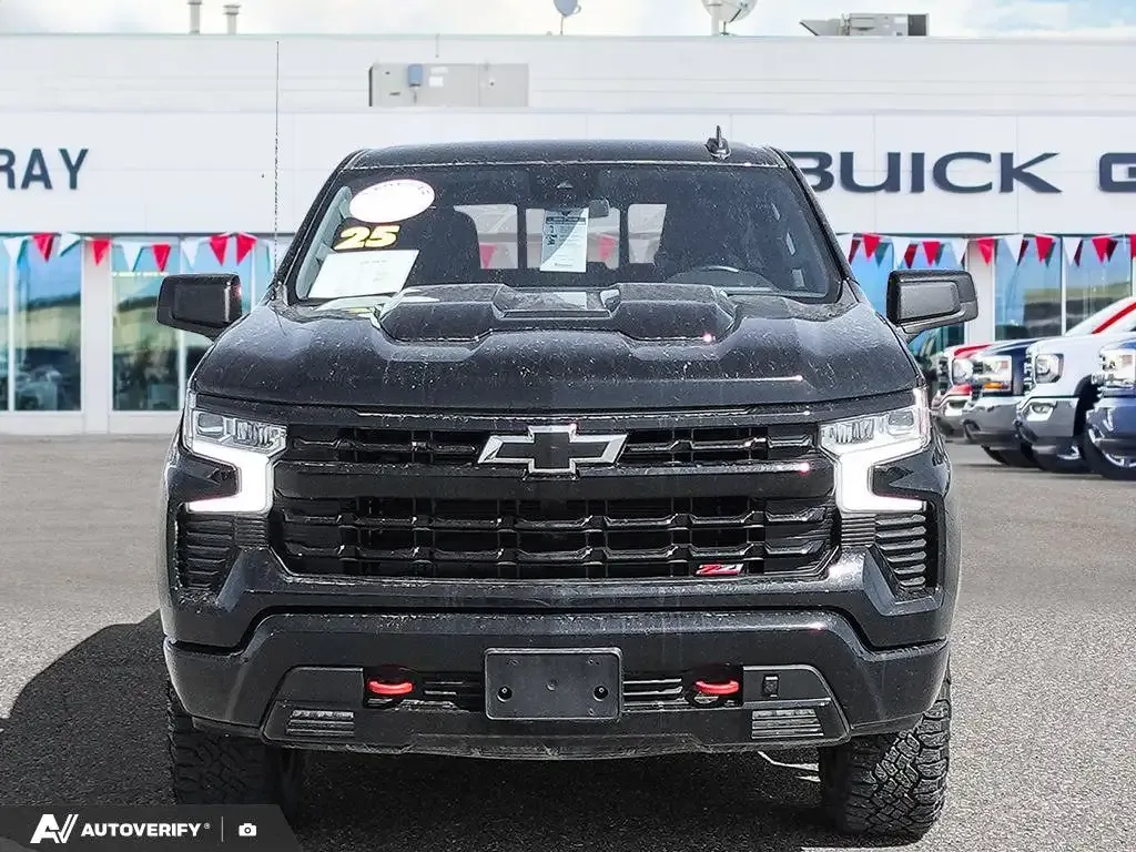 Chevrolet Silverado 1500 2025 photo 2