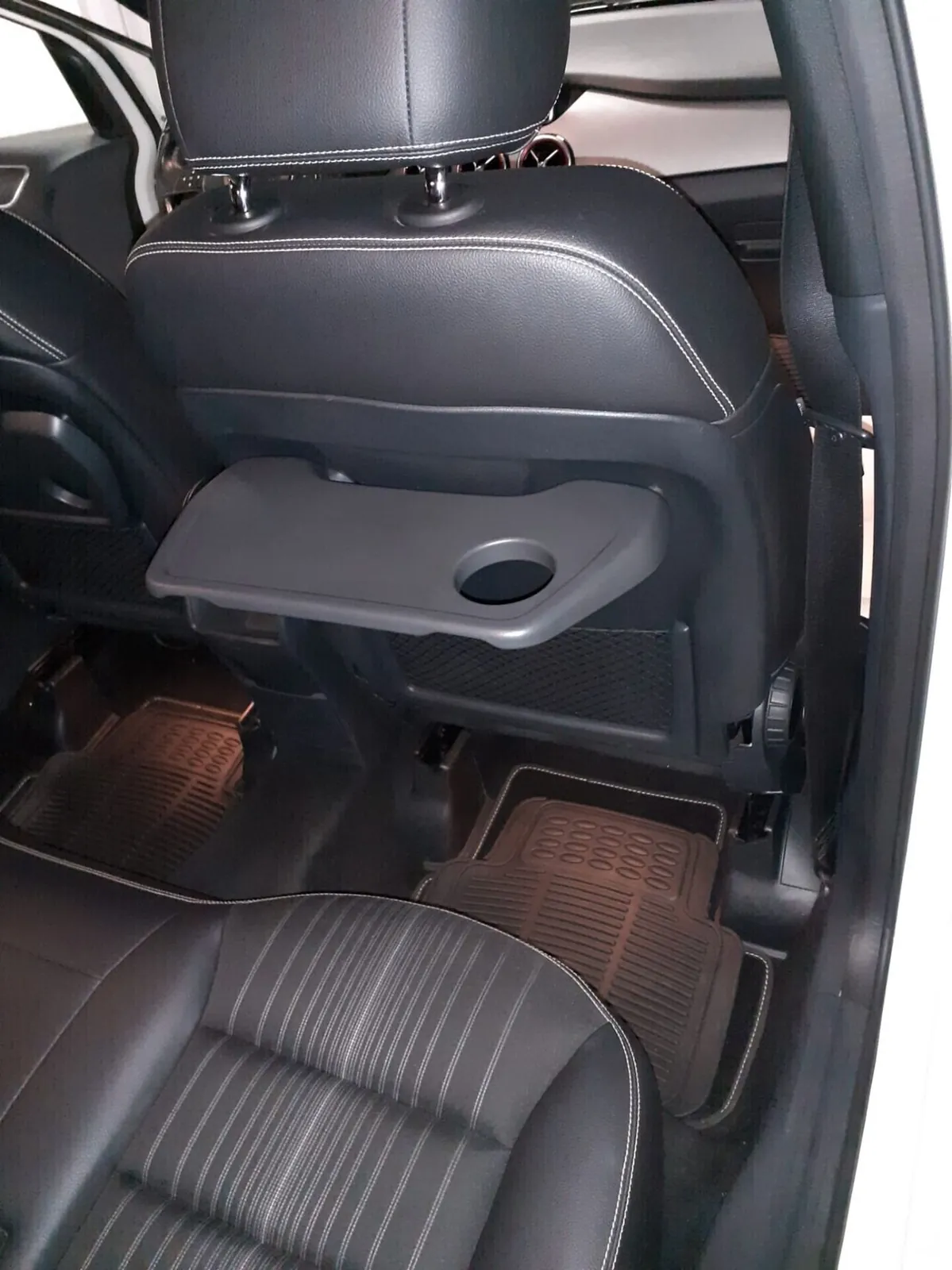 Mercedes-Benz B 180 2013 photo 5