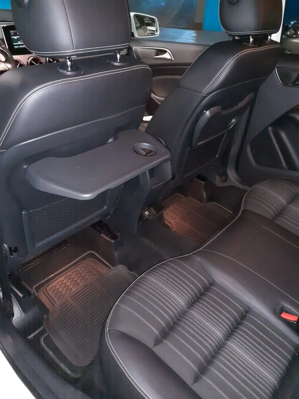 Mercedes-Benz B 180 2013 photo 4