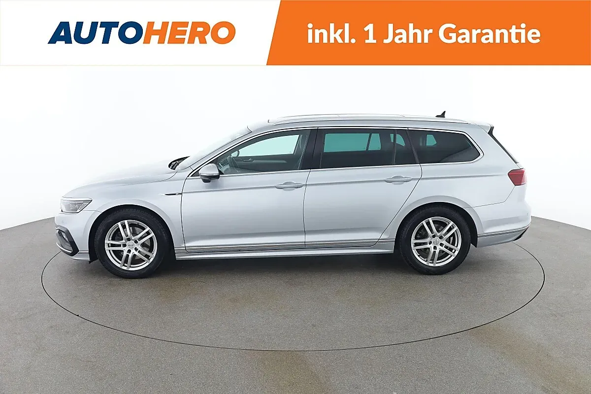 Volkswagen Passat 2023 photo 3