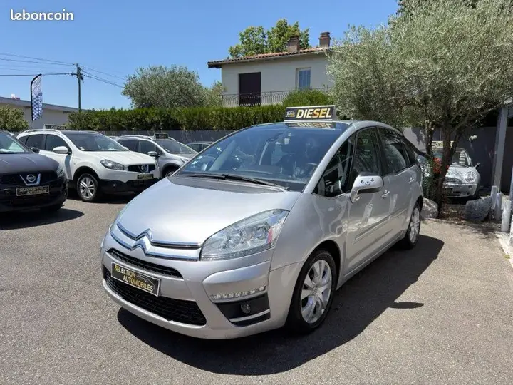 Citroen C4 Picasso 2013 photo 2