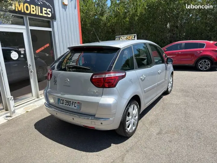 Citroen C4 Picasso 2013 photo 4