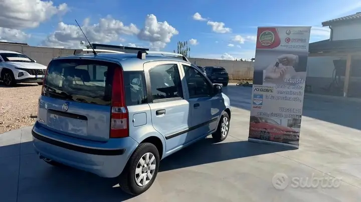 Fiat Panda 2010 photo 4