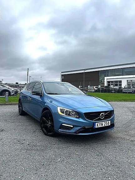 Volvo V60 2015 photo 2