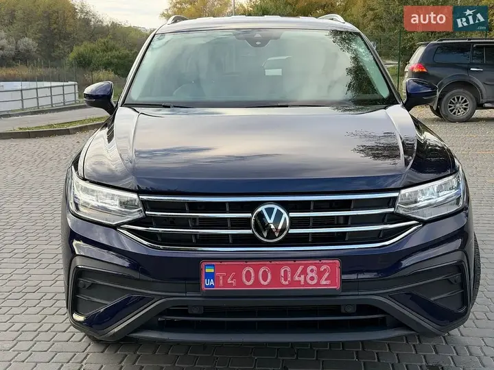 Volkswagen Tiguan 2022 photo 2