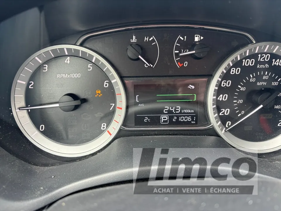 Nissan Sentra 2013 photo 5