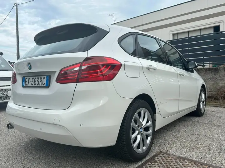 BMW 2 Series Active Tourer 2014 photo 3
