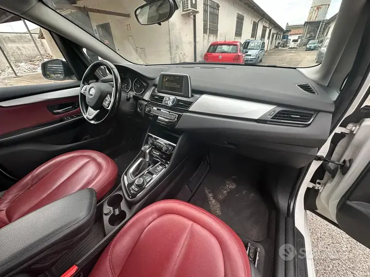 BMW 2 Series Active Tourer 2014 photo 4