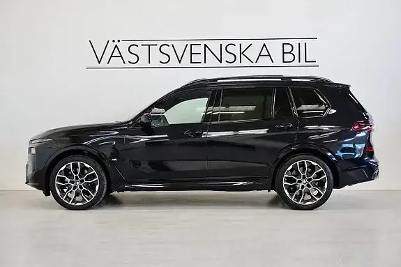 BMW X7 2026 photo 2