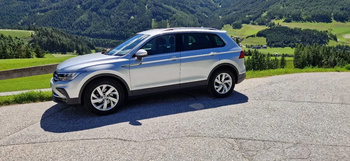 Volkswagen Tiguan 2023 photo 2