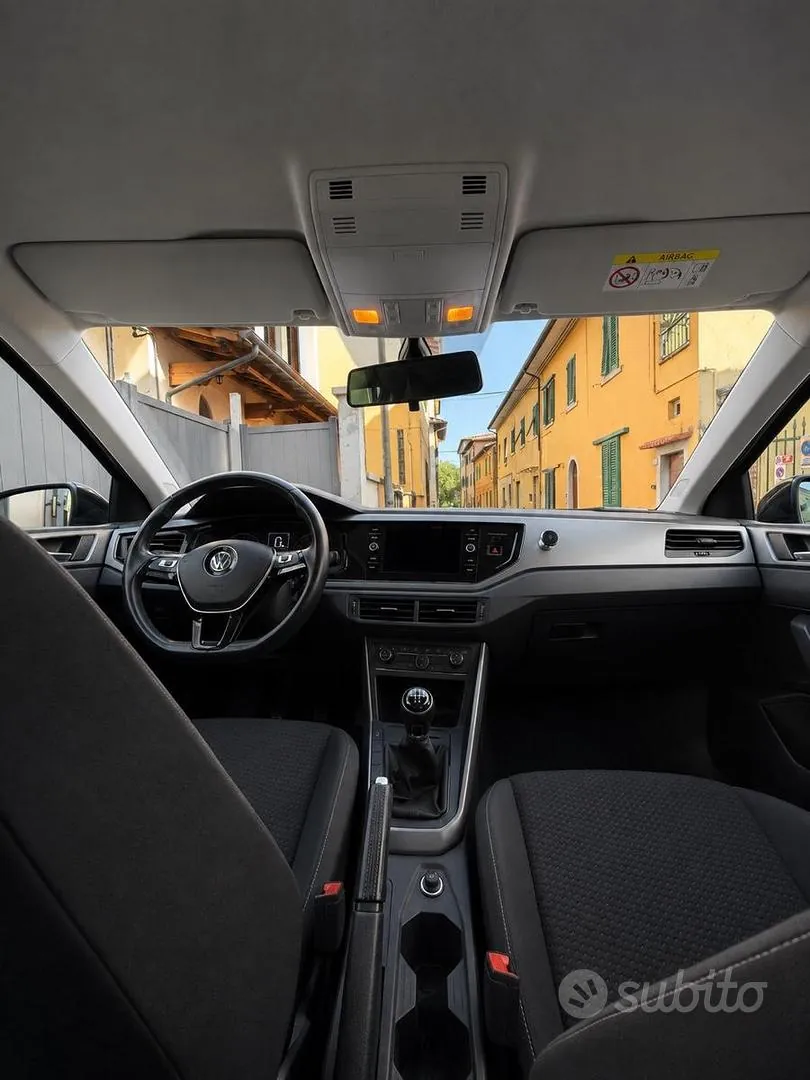 Volkswagen Polo 2018 photo 3