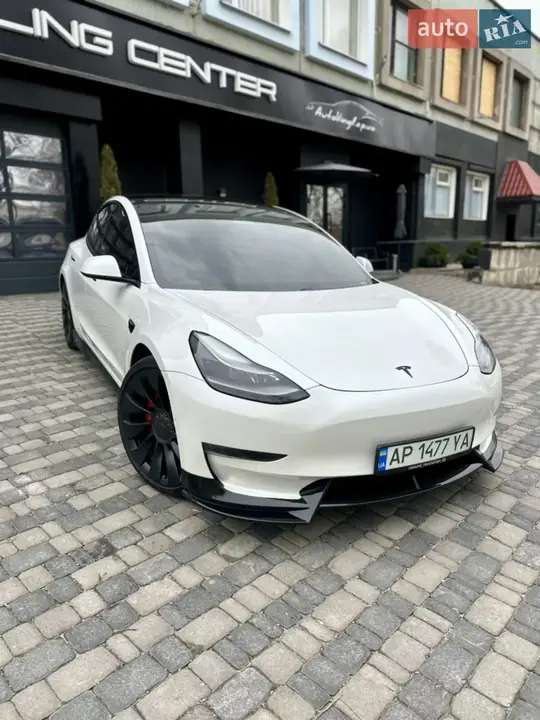 Tesla Model 3