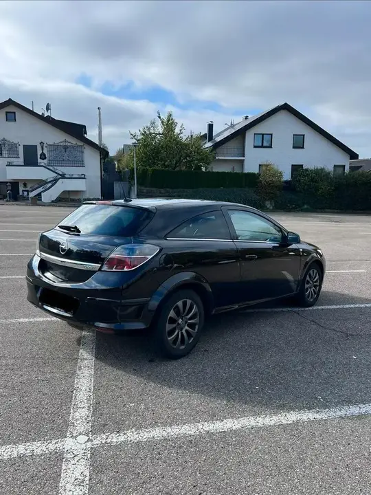 Opel Astra H