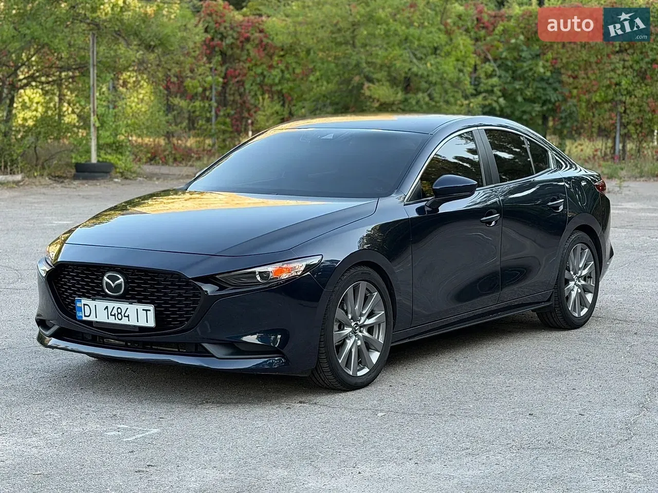 Mazda Mazda 3 2019 photo 3