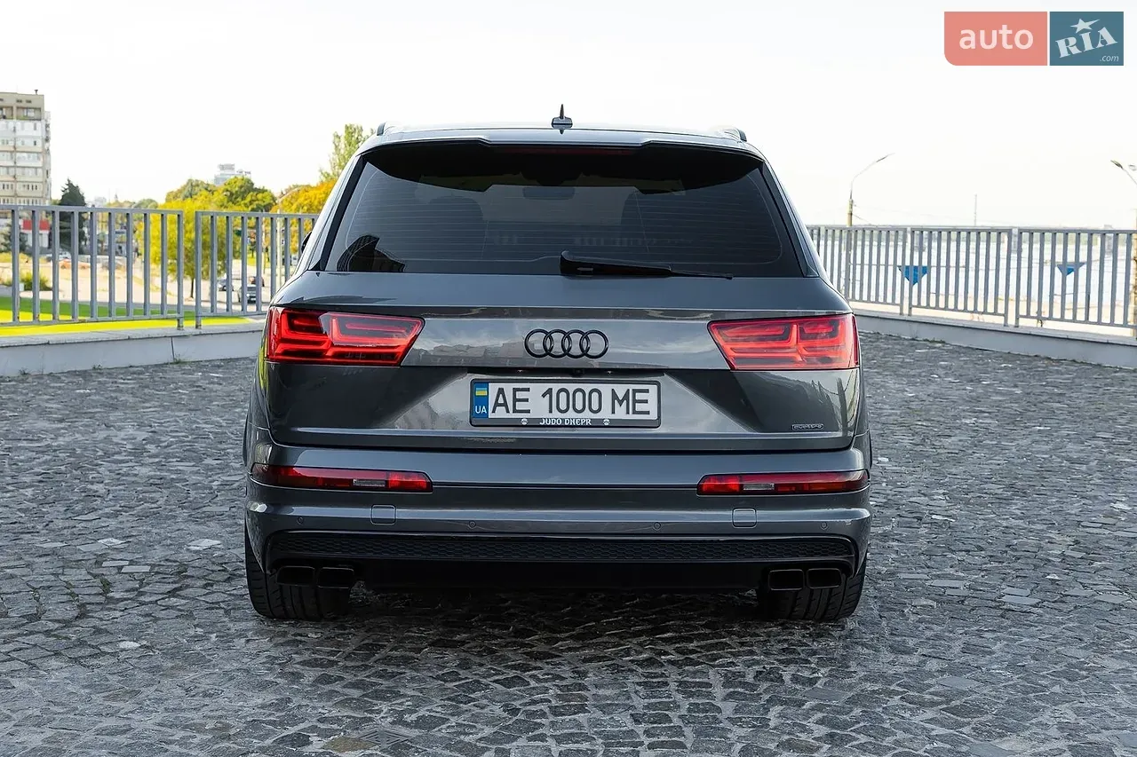 Audi Q7 2017 photo 3