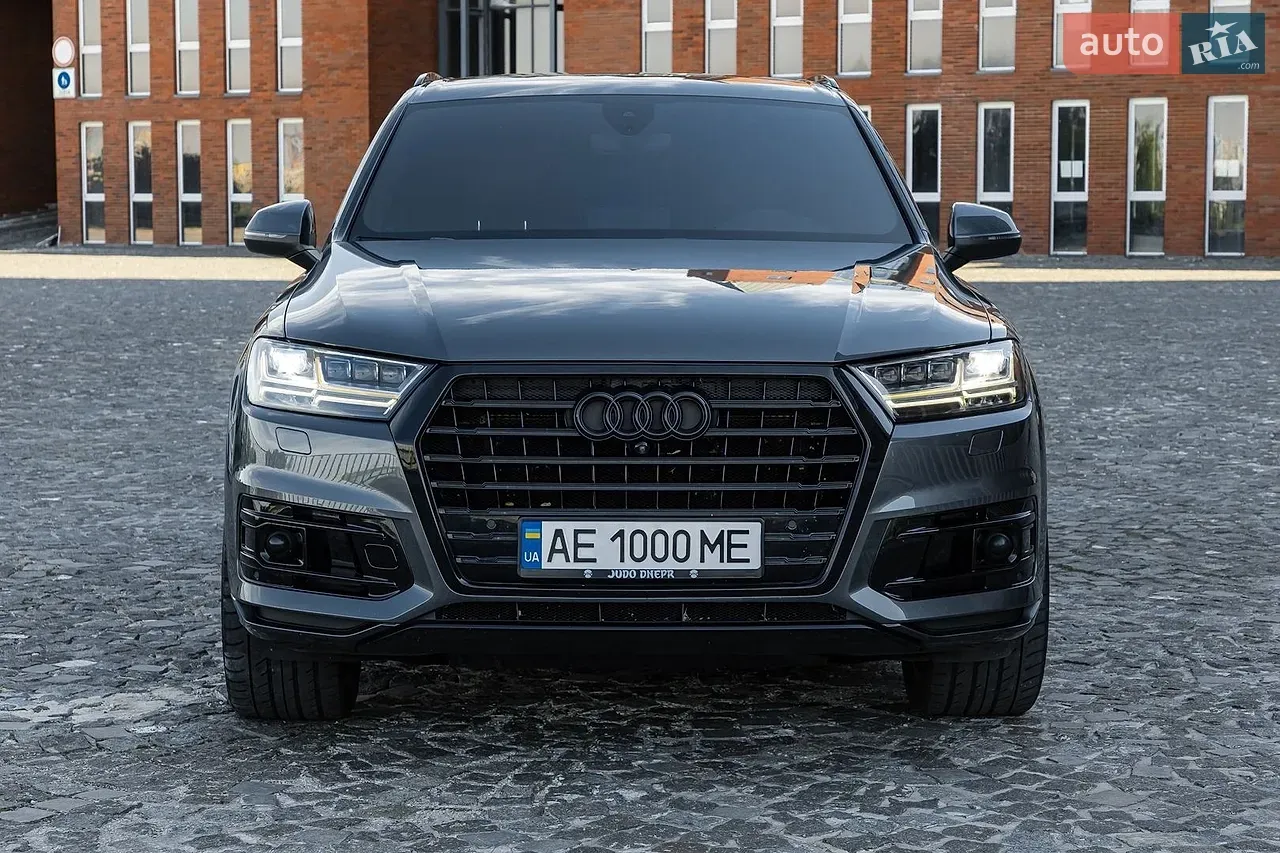 Audi Q7 2017 photo 5