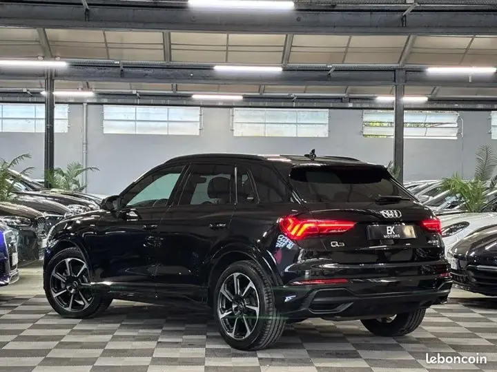 Audi Q3 2019 photo 4