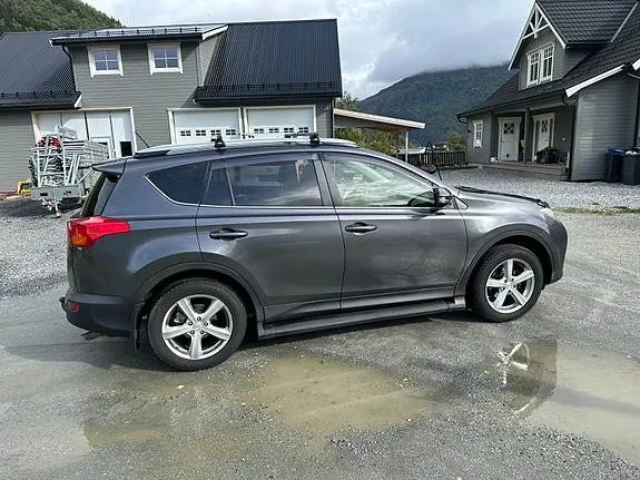 Toyota Rav4 2014 photo 3