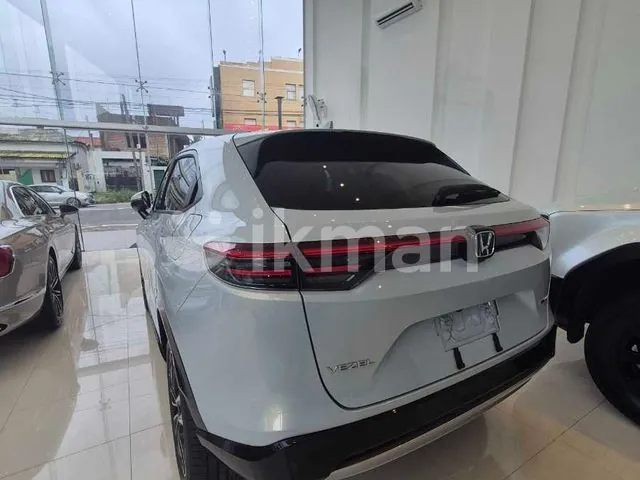 Honda Vezel photo 5