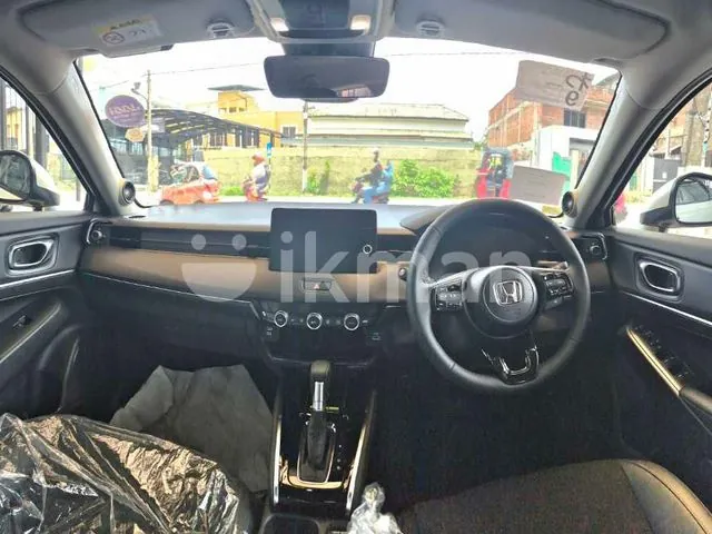 Honda Vezel photo 4