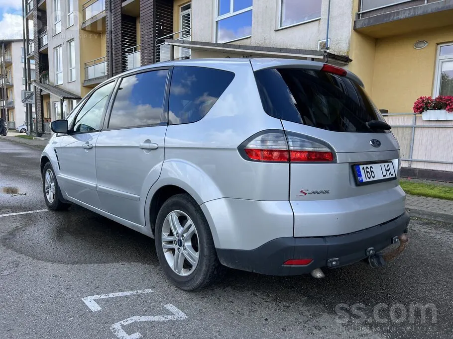 Ford S-Max 2010 photo 4