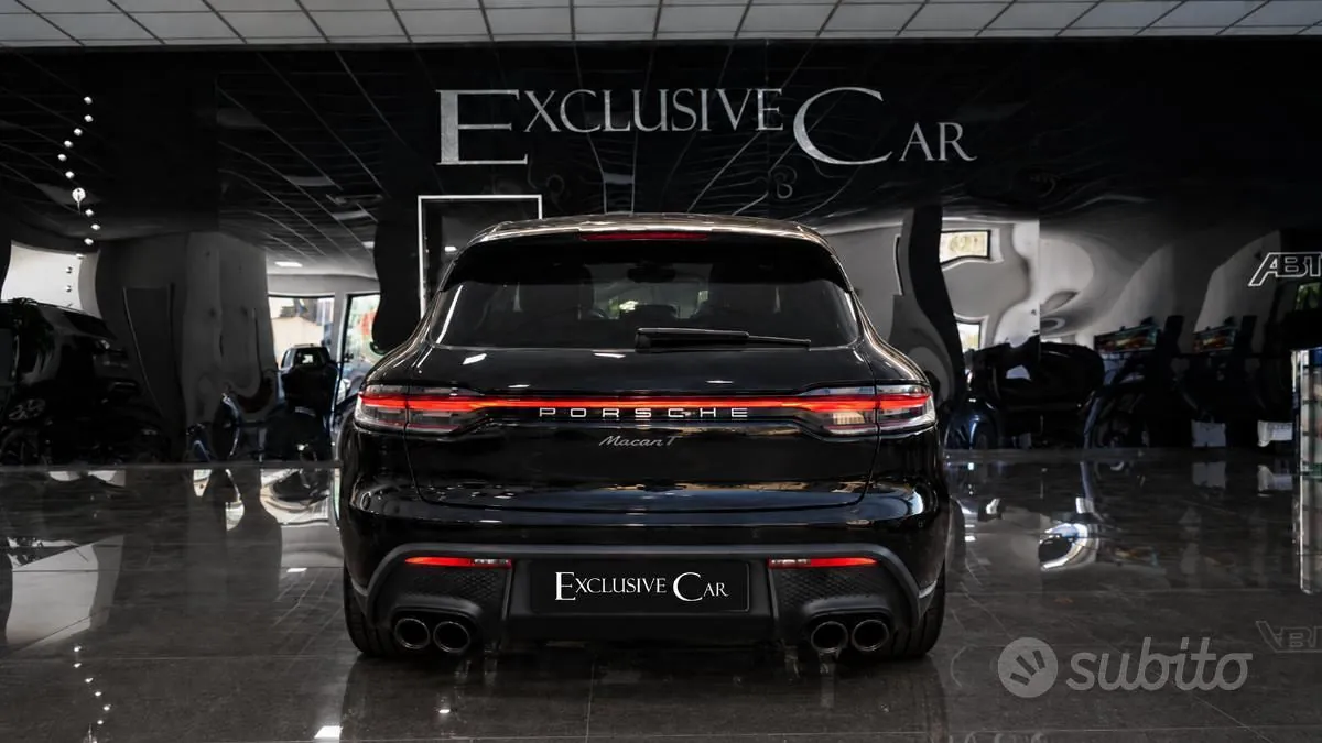 Porsche Macan 2023 photo 2