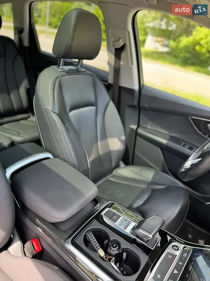 Audi Q7 2021 photo 5