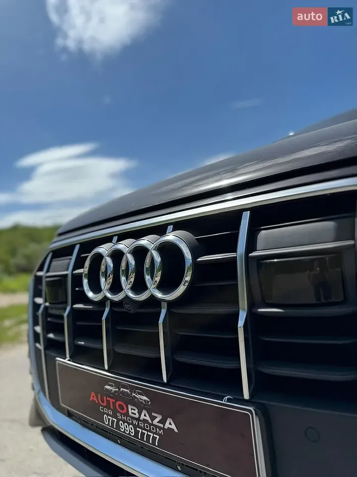 Audi Q7 2021 photo 3