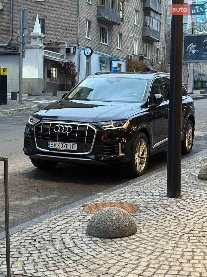 Audi Q7