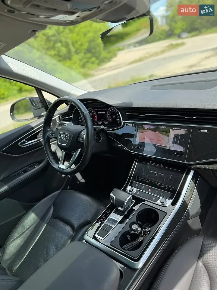 Audi Q7 2021 photo 4