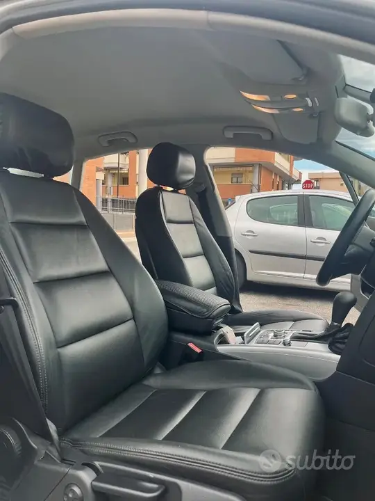 Audi A6 2010 photo 4
