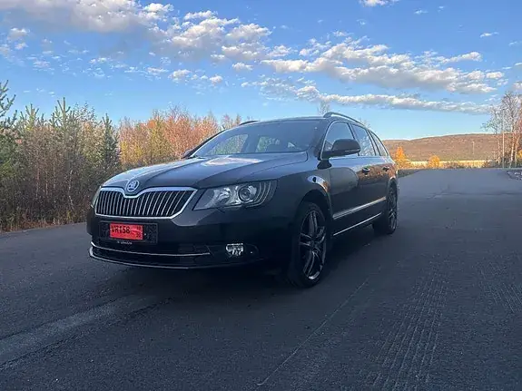 Skoda Superb 2015 photo 2