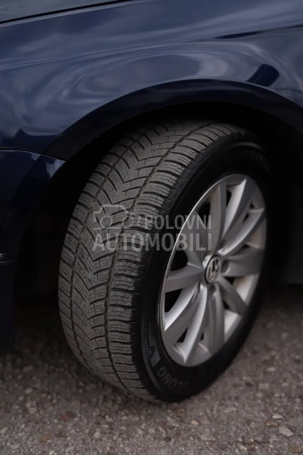Volkswagen Passat B7 2011 photo 5