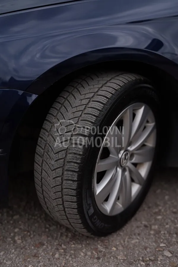 Volkswagen Passat B7 2011 photo 4