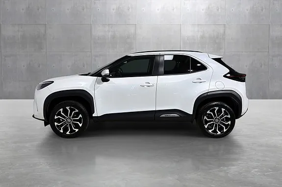 Toyota Yaris Cross 2025 photo 2