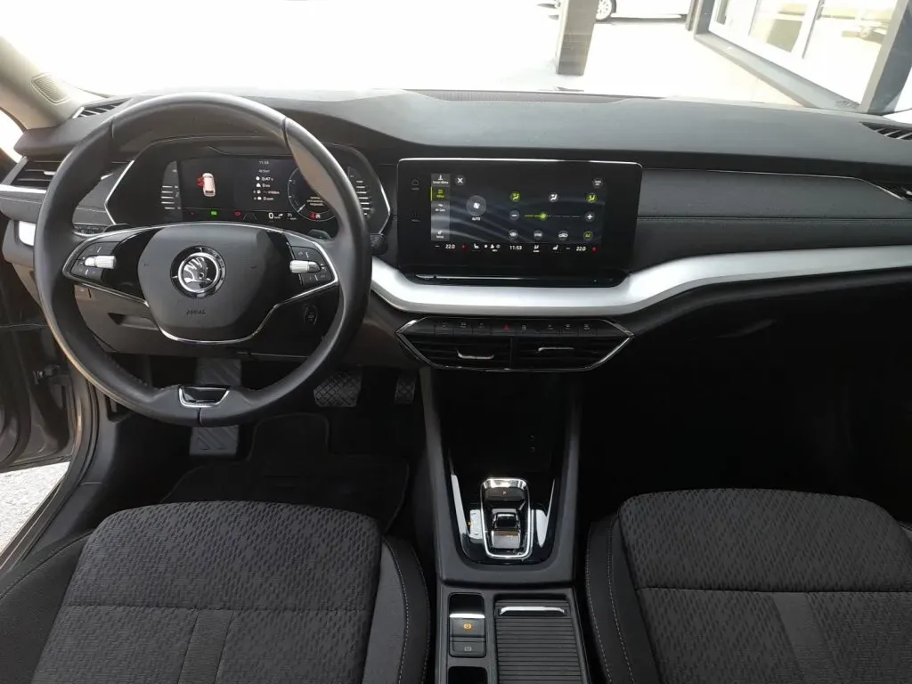 Skoda Octavia 2023 photo 3