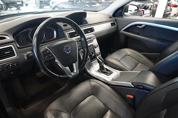 Volvo V70 2016 photo 2