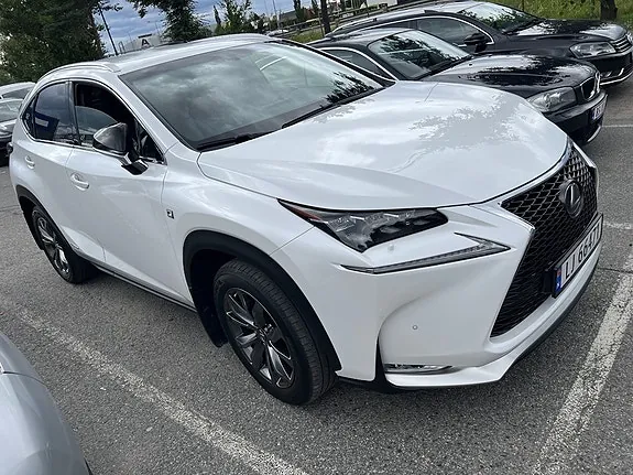 Lexus Nx300H 2017 photo 3